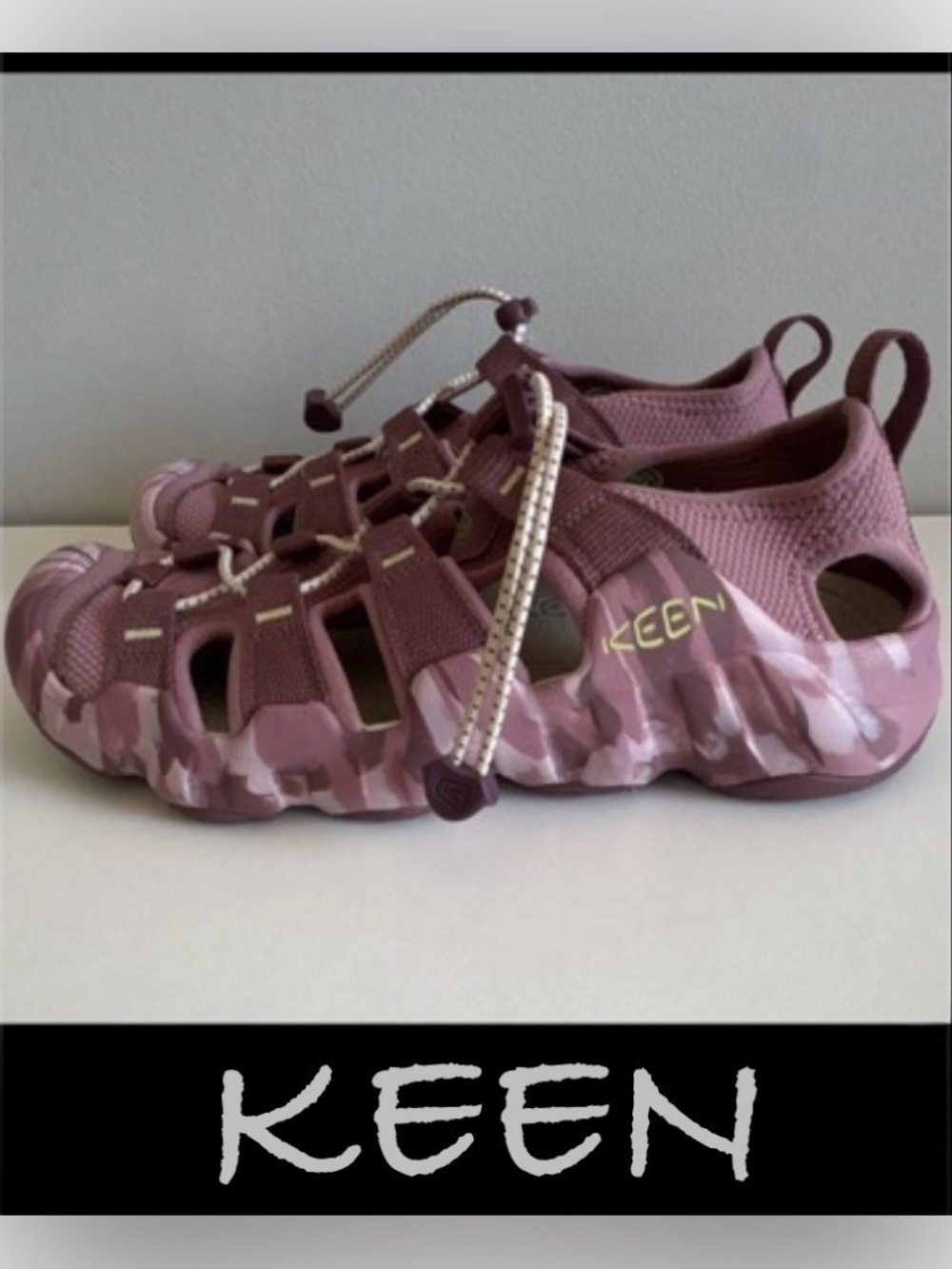 KEEN Newport H2 Women’s Pink Camo Water Hiking Sandals Size 8.5 Like New